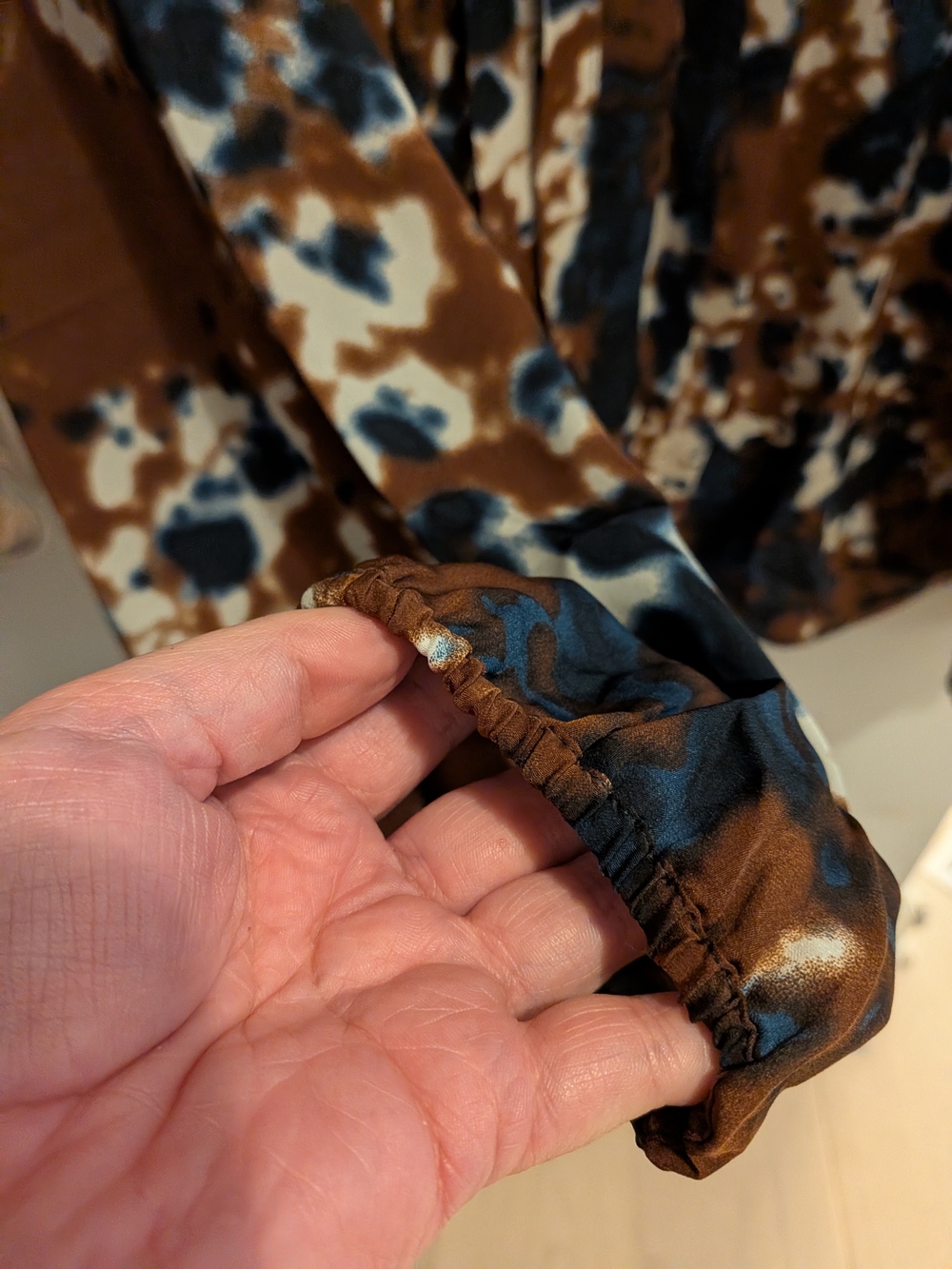 G by Giuliana Brown and Teal Abstract Print Blouse - Picture 5 of 11
